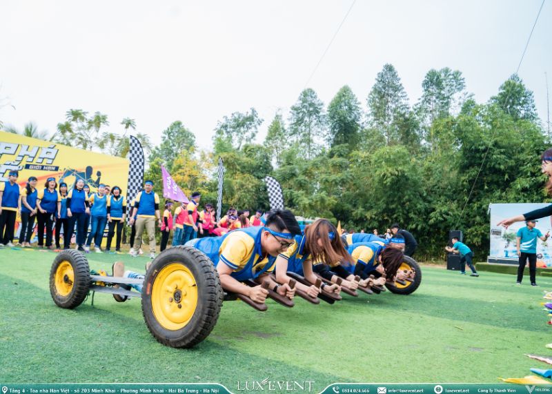 Trò chơi hợp team đua tốc độ