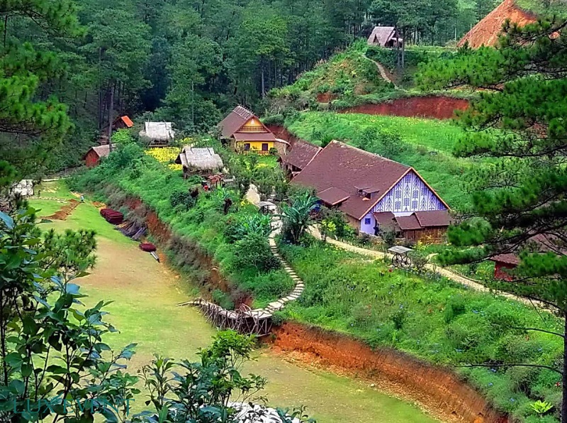 Làng Cù Lần là nơi mang đậm nét văn hóa dân tộc vùng núi Đà Lạt