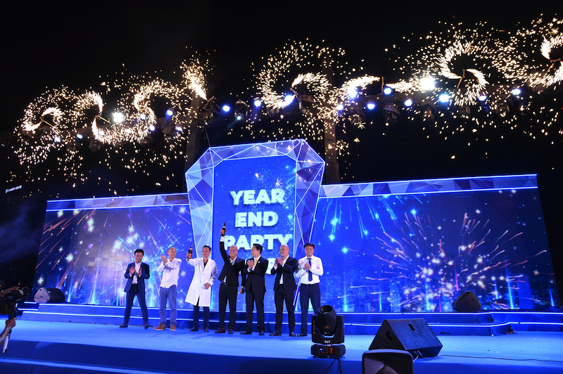 Top 10 slogan year end party độc lạ ấn tượng nhất 2023 Slogan-year-end-party-1