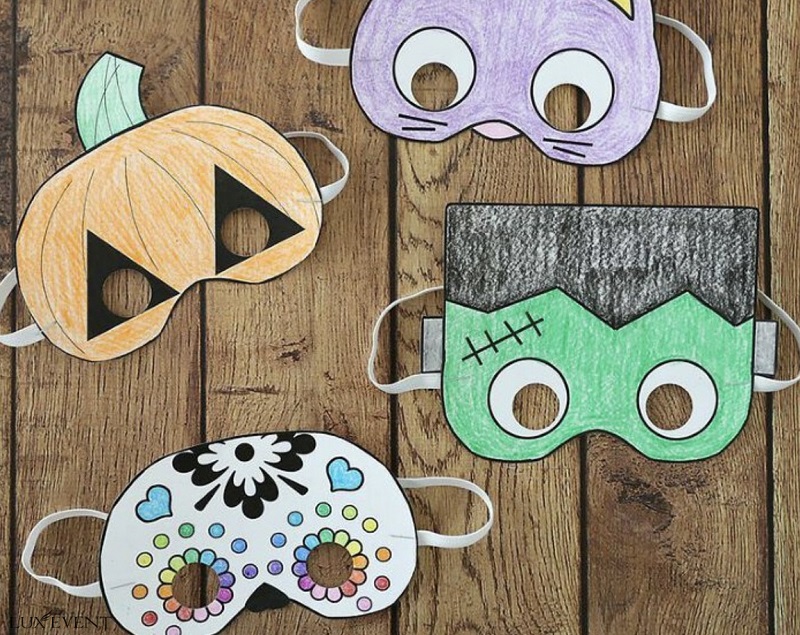 Ý tưởng trang trí Halloween bằng mặt nạ giấy
