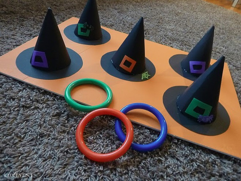 Trò chơi halloween trẻ em - Ném vòng phù thủy